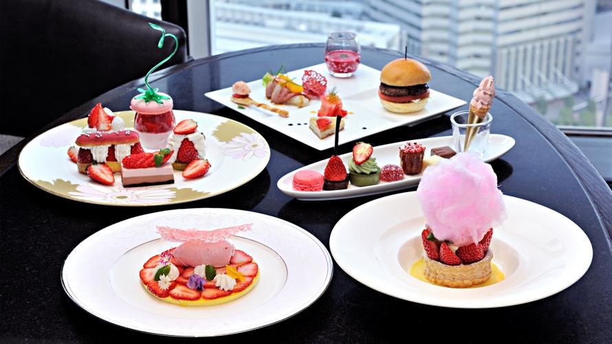 Dining Bar Table 9 Tokyo Sweets Course Floating Strawberry Field With Spring Flower Dining Bar Table 9 Tokyo 品川プリンスホテル