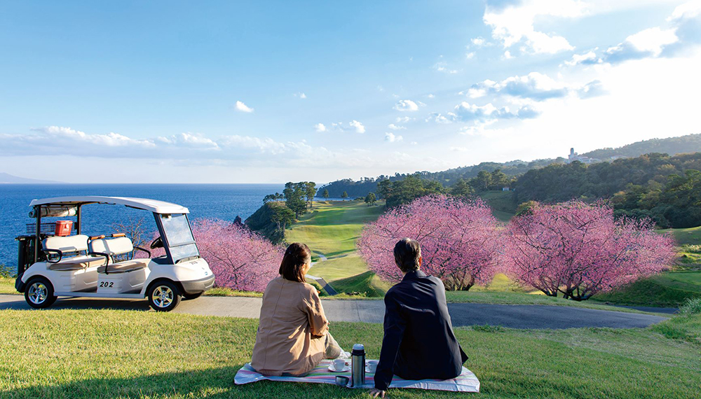 一足早いお花見×絶景ゴルフコース周遊