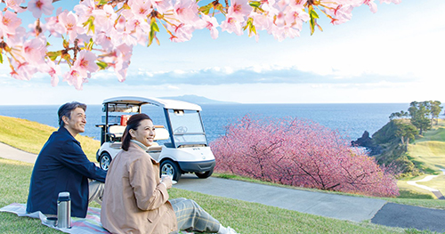 一足早いお花見×絶景ゴルフコース周遊