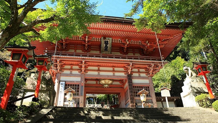 鞍馬寺　山門