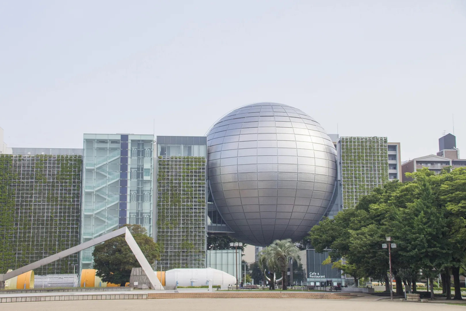 名古屋市科学館外観