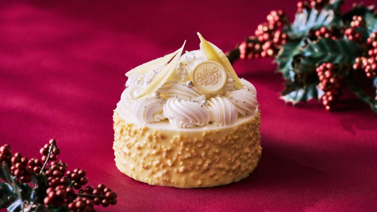 雪と天使の羽のような真っ白なクリスマスケーキ「ムースショコラブラン」を、お部屋でゆっくりとお楽しみいただけます。