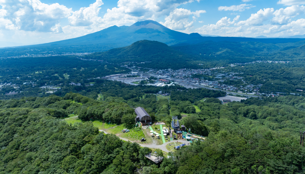 360˚の⼤パノラマ 息をのむ⼭頂からの絶景体験